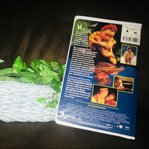The Adventures Of Pinocchio VHS - Picture 4 of 4